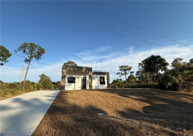 Photo 1 of Single family home for sale at 133 Nacelle Ave S, Lehigh Acres, FL 33974 | MLS# 2026007408 | Listing updated on 2026-09-11