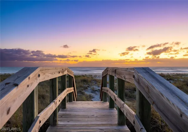 Listing Photo 2 - Condo for sale in building located at 7070 Placida Rd, ENGLEWOOD, FL 33946 - Unit #1212