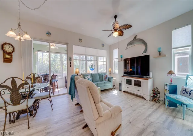 Listing Photo 5 - Condo for sale in building located at 3181 Matecumbe Key Rd, Punta Gorda, FL 33955 - Unit #4