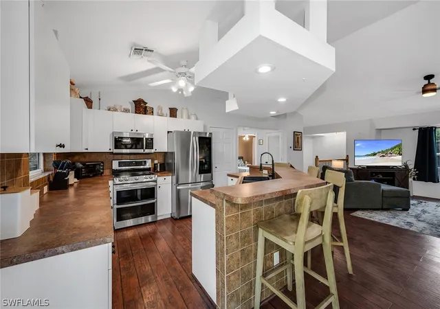 Photo 3 of Sale Pending at 4105 2nd Avenue Ne, Naples, FL 34120 | MLS# 226006857 | Listing updated on 2026-09-11
