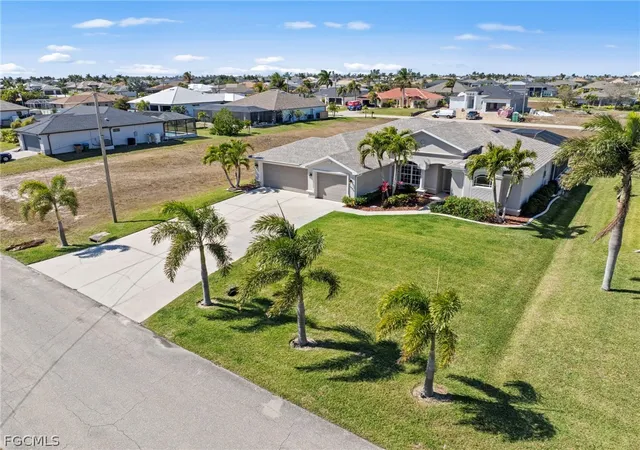 Photo 3 of Single family home for sale at 1036 Nw 33rd Avenue, Cape Coral, FL 33993 | MLS# 2026007887 | Listing updated on 2026-09-09