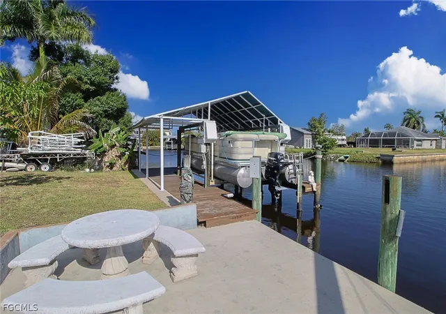 Photo 3 of Sale Pending at 147 Coral Dr, Fort Myers, FL 33905 | MLS# 2026007980 | Listing updated on 2026-09-11