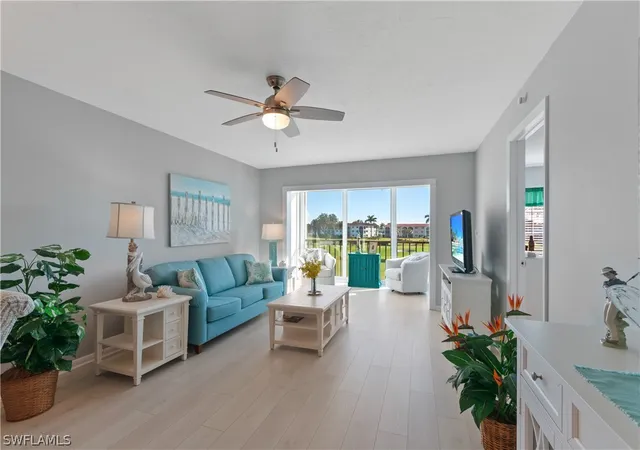 Listing Photo 5 - Condo for sale in building located at 13 High Pt Cir N, Naples, FL 34103 - Unit #203