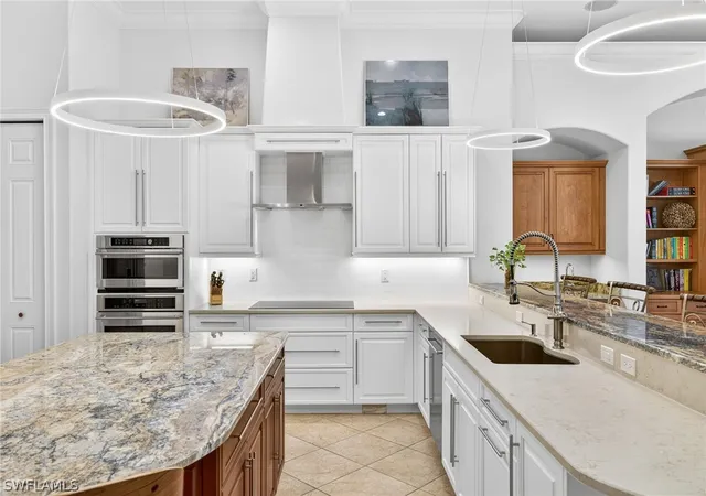 Photo 4 of Single family home for sale at 268 Cheshire Way, Naples, FL 34110 | MLS# 226007342 | Listing updated on 2026-09-13