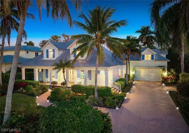 Photo 1 of Single family home for sale at 368 Hawser Ln, Naples, FL 34102 | MLS# 226006172 | Listing updated on 2026-09-03