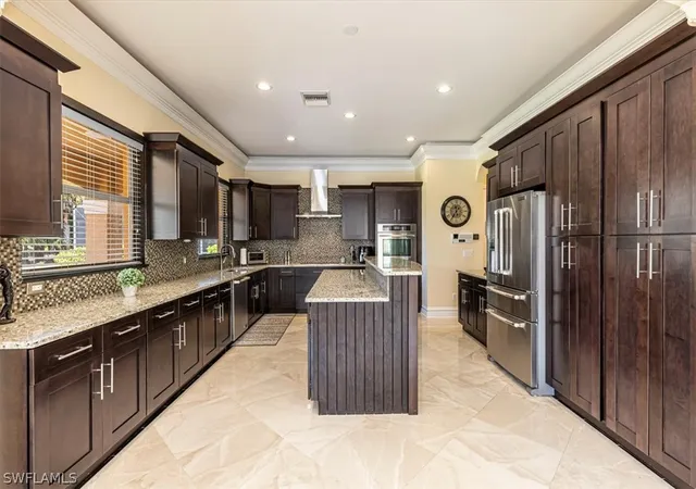 Photo 3 of Single family home for sale at 2135 Par Dr, Naples, FL 34120 | MLS# 226007456 | Listing updated on 2026-09-13