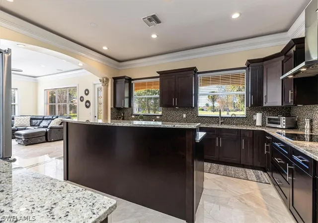 Photo 4 of Single family home for sale at 2135 Par Dr, Naples, FL 34120 | MLS# 226007456 | Listing updated on 2026-09-13