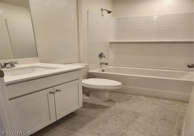 Photo 4 of Sale Pending at 2616 5th Street SW, Lehigh Acres, FL 33976 | MLS# 2026008470 | Listing updated on 2026-09-15
