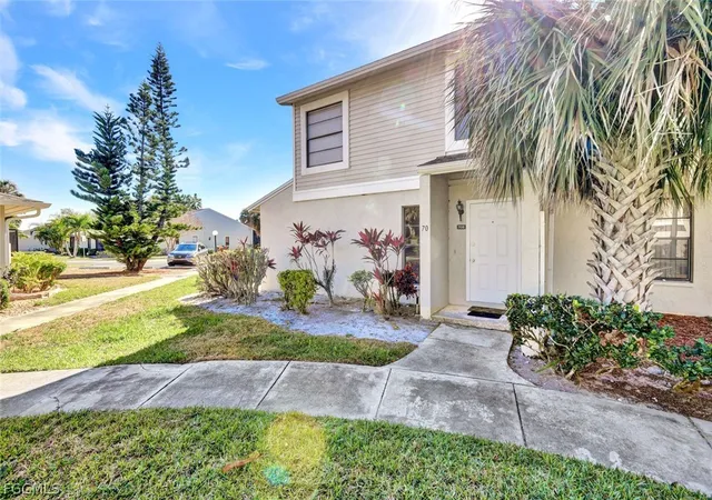 Photo 2 of Condo for sale at 1423 Sw Courtyards Ter #70, Cape Coral, FL 33914 | MLS# 2026009131 | Listing updated on 2026-09-11