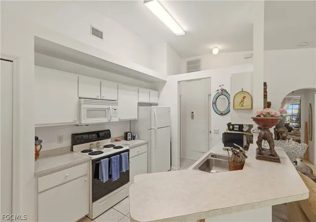 Photo 4 of Sale Pending at 409 Bethany Village Cir, Lehigh Acres, FL 33936 | MLS# 2026009325 | Listing updated on 2026-09-11