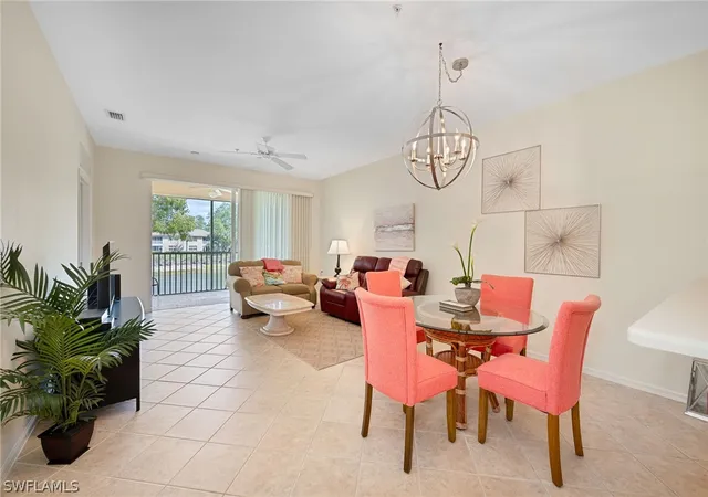 Listing Photo 5 - Condo for sale in building located at 3993 Bishopwood Ct E, Naples, FL 34114 - Unit #9-204
