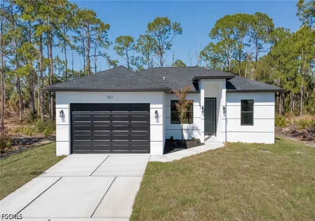 Photo 2 of Single family home for sale at 1927 Redmont Ave, Lehigh Acres, FL 33972 | MLS# 2026009560 | Listing updated on 2026-09-12