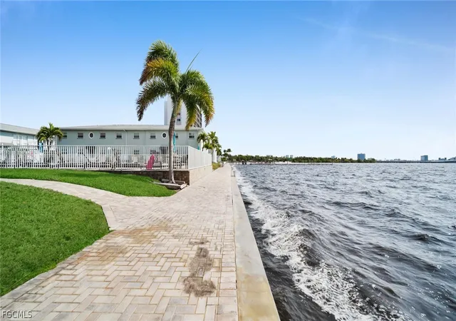 Listing Photo 2 - Condo for sale in building located at 3344 N Key Dr, North Fort Myers, FL 33903 - Unit #4