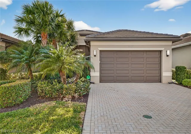 Photo 2 of Townhouse for sale at 28532 Lobos Cir, Bonita Springs, FL 34135 | MLS# 226008870 | Listing updated on 2026-09-16