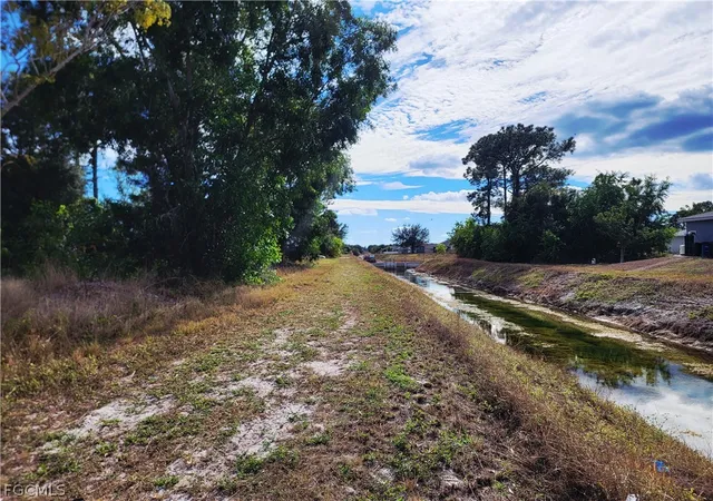 Photo 1 of Land for sale at 3125 29th Street Sw, Lehigh Acres, FL 33976 | MLS# 2026010445 | Listing updated on 2026-09-08