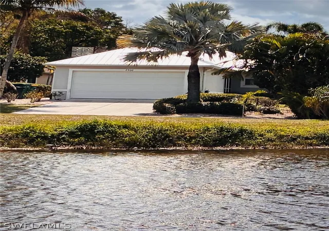 Photo 2 of Single family home for sale at 2500 Lee St, Naples, FL 34112 | MLS# 226009356 | Listing updated on 2026-09-11