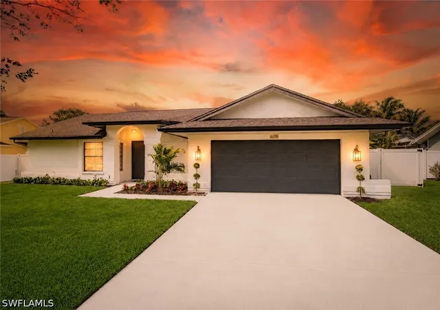 Photo 1 of Sale Pending at 10731 Regent Cir, Naples, FL 34109 | MLS# 226009372 | Listing updated on 2026-09-13