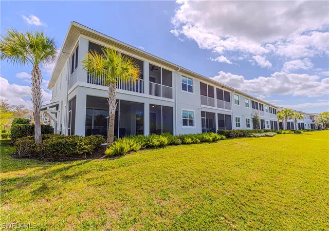 Photo 4 of Sale Pending at 2561 Seychelles Dr #304, Naples, FL 34112 | MLS# 226009284 | Listing updated on 2026-09-03