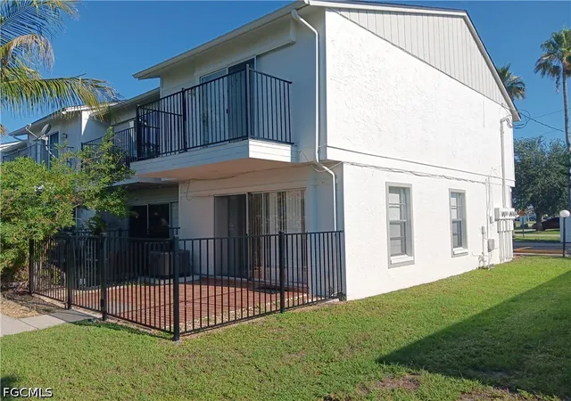 Photo 3 of Sale Pending at 1300 Se 7th Street #101, Cape Coral, FL 33990 | MLS# 2026010688 | Listing updated on 2026-09-14