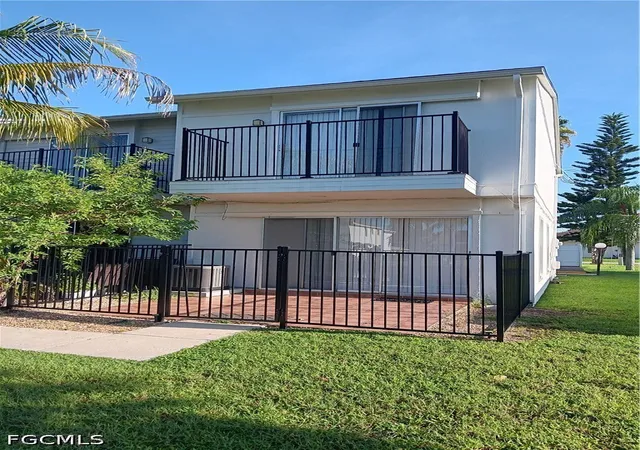 Photo 3 of Sale Pending at 1300 SE 7th Street #101, Cape Coral, FL 33990 | MLS# 2026010688 | Listing updated on 2026-09-14