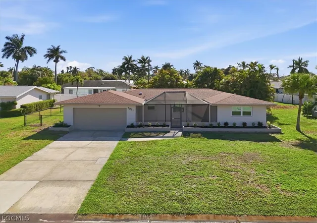Photo 1 of Single family home for sale at 5051 Fairfield Dr, Fort Myers, FL 33919 | MLS# 2026010792 | Listing updated on 2026-09-15