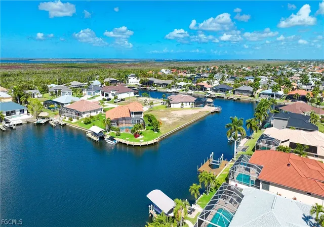 Photo 1 of Sale Pending at 3000 Sw 40th Lane, Cape Coral, FL 33914 | MLS# 2026011038 | Listing updated on 2026-09-16