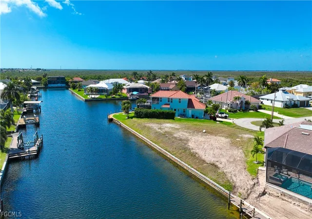 Photo 2 of Sale Pending at 3000 Sw 40th Lane, Cape Coral, FL 33914 | MLS# 2026011038 | Listing updated on 2026-09-16
