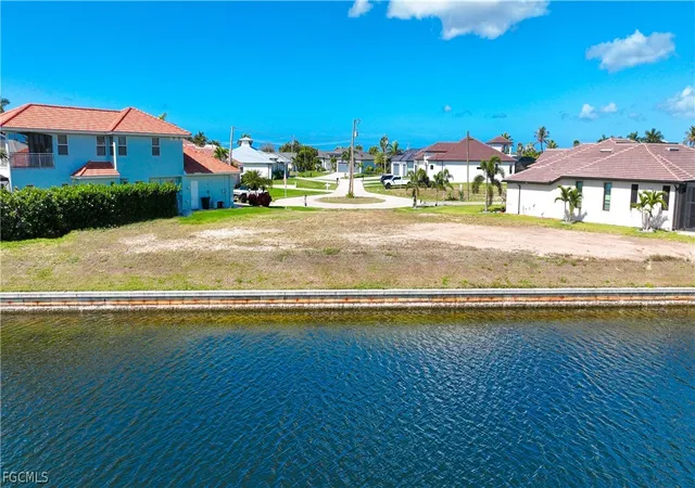 Photo 3 of Sale Pending at 3000 Sw 40th Lane, Cape Coral, FL 33914 | MLS# 2026011038 | Listing updated on 2026-09-16