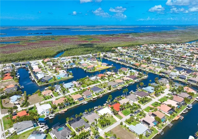 Photo 3 of Sale Pending at 3000 SW 40th Lane, Cape Coral, FL 33914 | MLS# 2026011038 | Listing updated on 2026-09-16