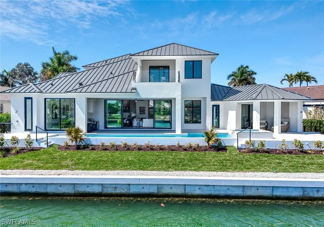 Photo 3 of Single family home for sale at 812 Milan Ct, Marco Island, FL 34145 | MLS# 226009459 | Listing updated on 2026-09-12