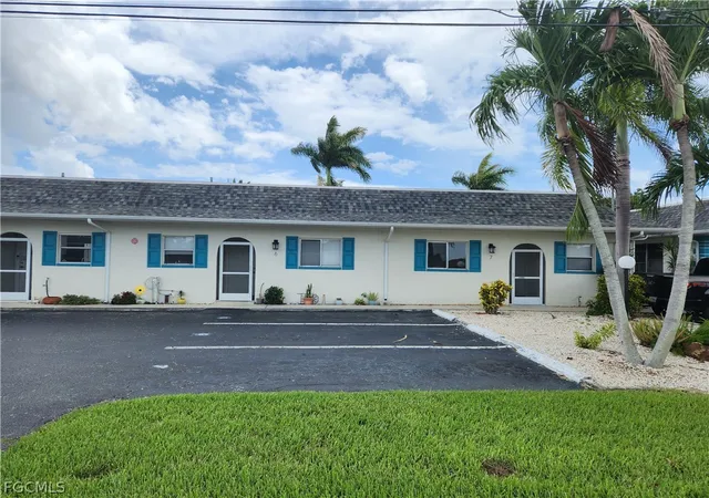 Photo 3 of Condo for sale at 1220 SE 40th Street #6, Cape Coral, FL 33904 | MLS# 2026011310 | Listing updated on 2026-09-03