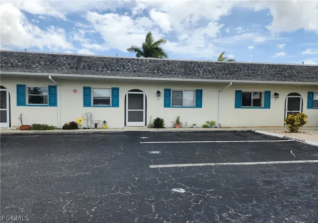Photo 4 of Condo for sale at 1220 SE 40th Street #6, Cape Coral, FL 33904 | MLS# 2026011310 | Listing updated on 2026-09-03