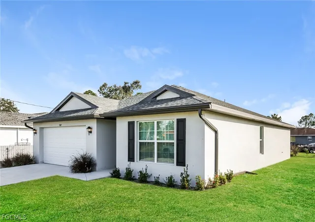 Photo 2 of Single family home for sale at 3807 8th Street Sw, Lehigh Acres, FL 33976 | MLS# 2026011319 | Listing updated on 2026-09-04