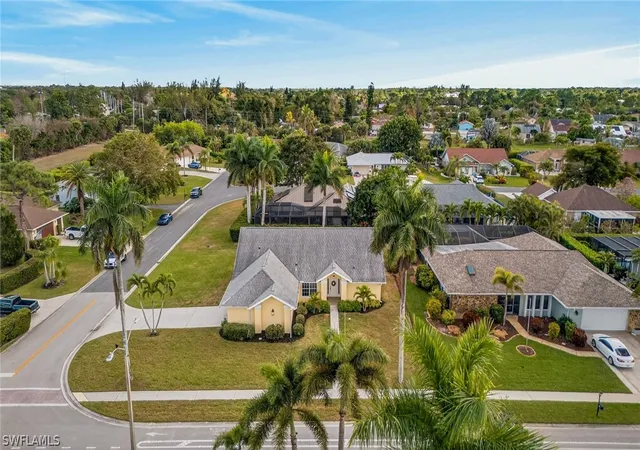 Photo 3 of Single family home for sale at 390 Saint Andrews Blvd, Naples, FL 34113 | MLS# 226008183 | Listing updated on 2026-09-12