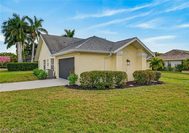Photo 4 of Single family home for sale at 390 Saint Andrews Blvd, Naples, FL 34113 | MLS# 226008183 | Listing updated on 2026-09-12