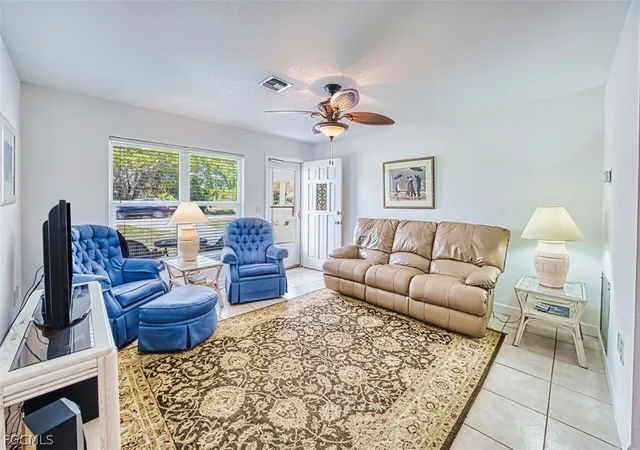 Photo 3 of Sale Pending at 11771 Iona Rd, Fort Myers, FL 33908 | MLS# 2026011521 | Listing updated on 2026-09-07
