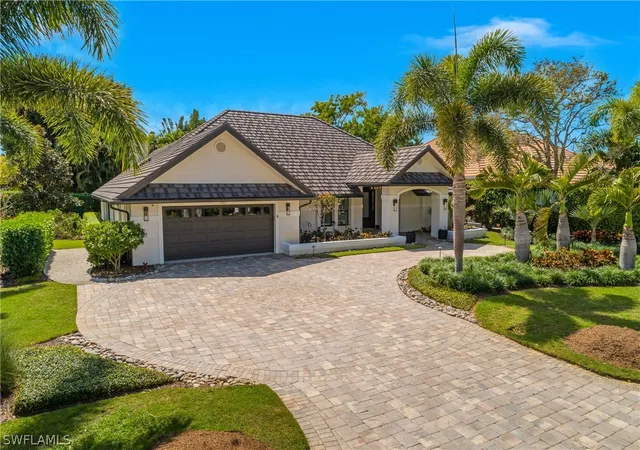 Photo 3 of Sale Pending at 720 Shadow Lake Ln, Naples, FL 34108 | MLS# 226008409 | Listing updated on 2026-09-08