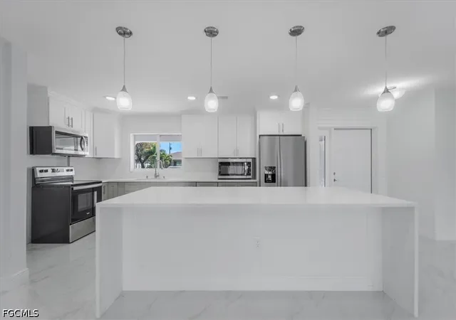 Photo 1 of Single family home for sale at 105 Se 45th Terrace, Cape Coral, FL 33904 | MLS# 2026012100 | Listing updated on 2026-09-04