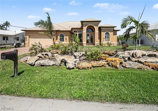 Photo 2 of Single family home for sale at 3656 Emerald Ave, St James City, FL 33956 | MLS# 2026012221 | Listing updated on 2026-09-24
