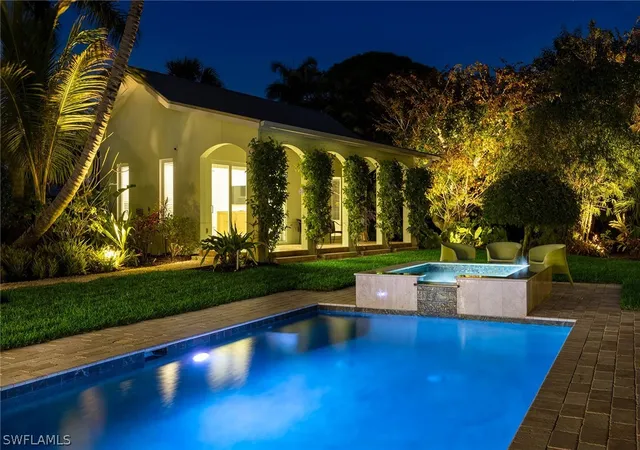 Photo 4 of Single family home for sale at 1438 Murex Dr, Naples, FL 34102 | MLS# 226010996 | Listing updated on 2026-10-04
