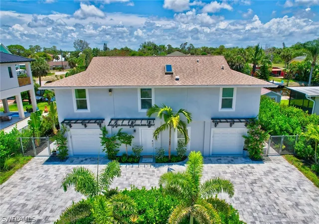 Photo 1 of Single family home for sale at 27293 Arroyal Rd E, Bonita Springs, FL 34135 | MLS# 226011049 | Listing updated on 2026-09-16