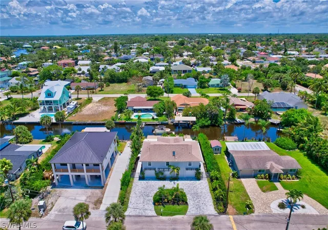 Photo 3 of Single family home for sale at 27293 Arroyal Rd E, Bonita Springs, FL 34135 | MLS# 226011049 | Listing updated on 2026-09-16