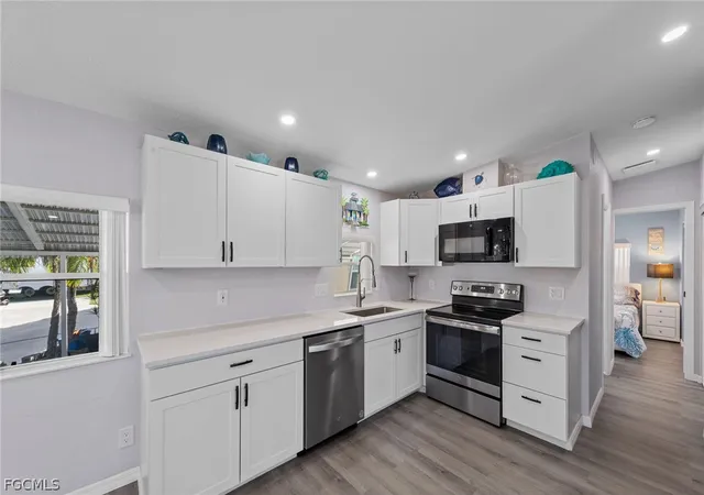Photo 1 of Sale Pending at 11791 Papershell Dr, Fort Myers, FL 33908 | MLS# 2026012377 | Listing updated on 2026-09-09