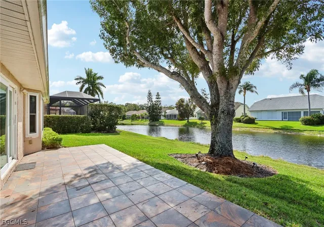 Photo 3 of Single family home for sale at 5118 Harrogate Ct, Naples, FL 34112 | MLS# 2026012404 | Listing updated on 2026-09-11