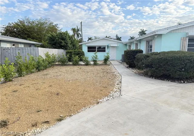 Photo 3 of Single family home for sale at 1534 Ricardo Ave, Fort Myers, FL 33901 | MLS# 2026012470 | Listing updated on 2026-09-21