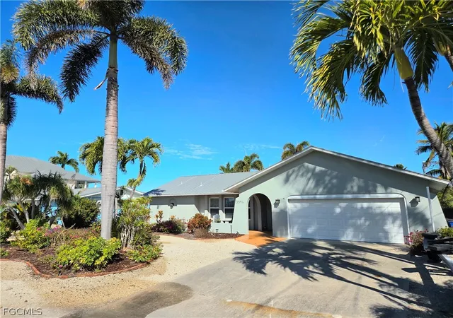 Photo 1 of Single family home for sale at 3594 Rita Ln, Saint James City, FL 33956 | MLS# 2026012569 | Listing updated on 2026-09-07