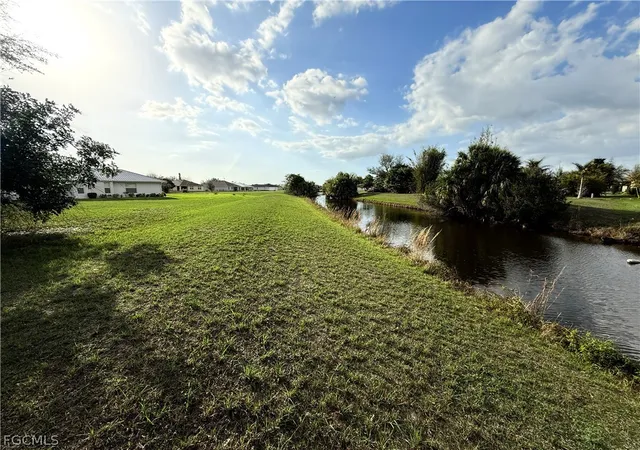 Photo 1 of Sale Pending at 335 Vitorio St, Punta Gorda, FL 33983 | MLS# 2026012763 | Listing updated on 2026-09-04