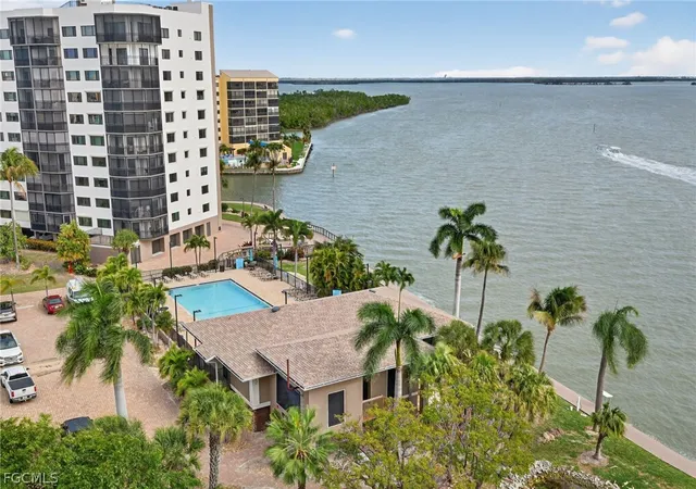 Photo 2 of Condo for sale at 4263 Bay Beach Ln #815, Fort Myers Beach, FL 33931 | MLS# 2026012839 | Listing updated on 2026-09-12