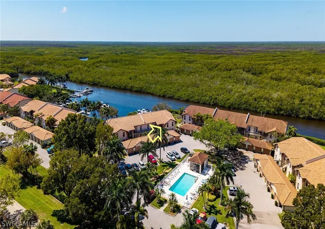 Listing Photo 1 - Condo for sale in building located at 194 Newport Dr, Naples, FL 34114 - Unit #908