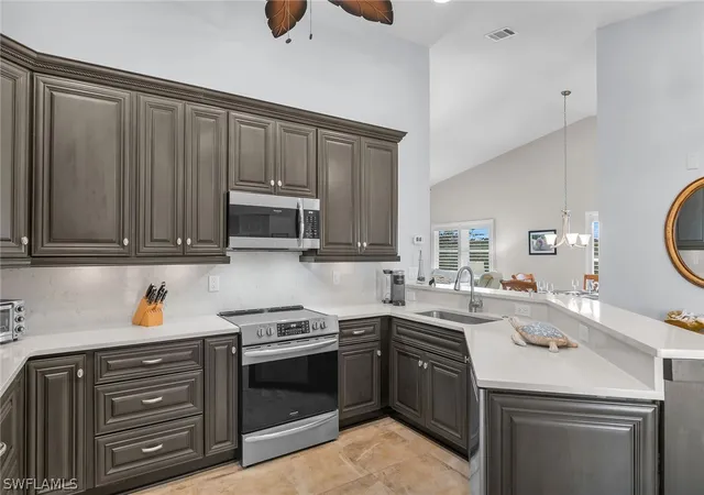 Photo 3 of Condo for sale at 194 Newport Dr #908, Naples, FL 34114 | MLS# 226011133 | Listing updated on 2026-09-15